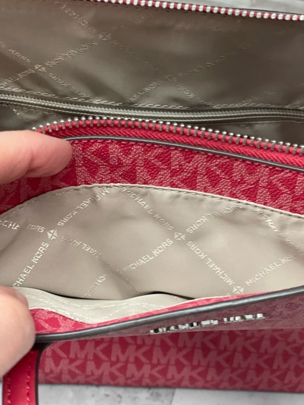 Michael Kors Marilyn Tote & Matching Wallet MK Logo Dark Raspberry - Picture 11 of 16